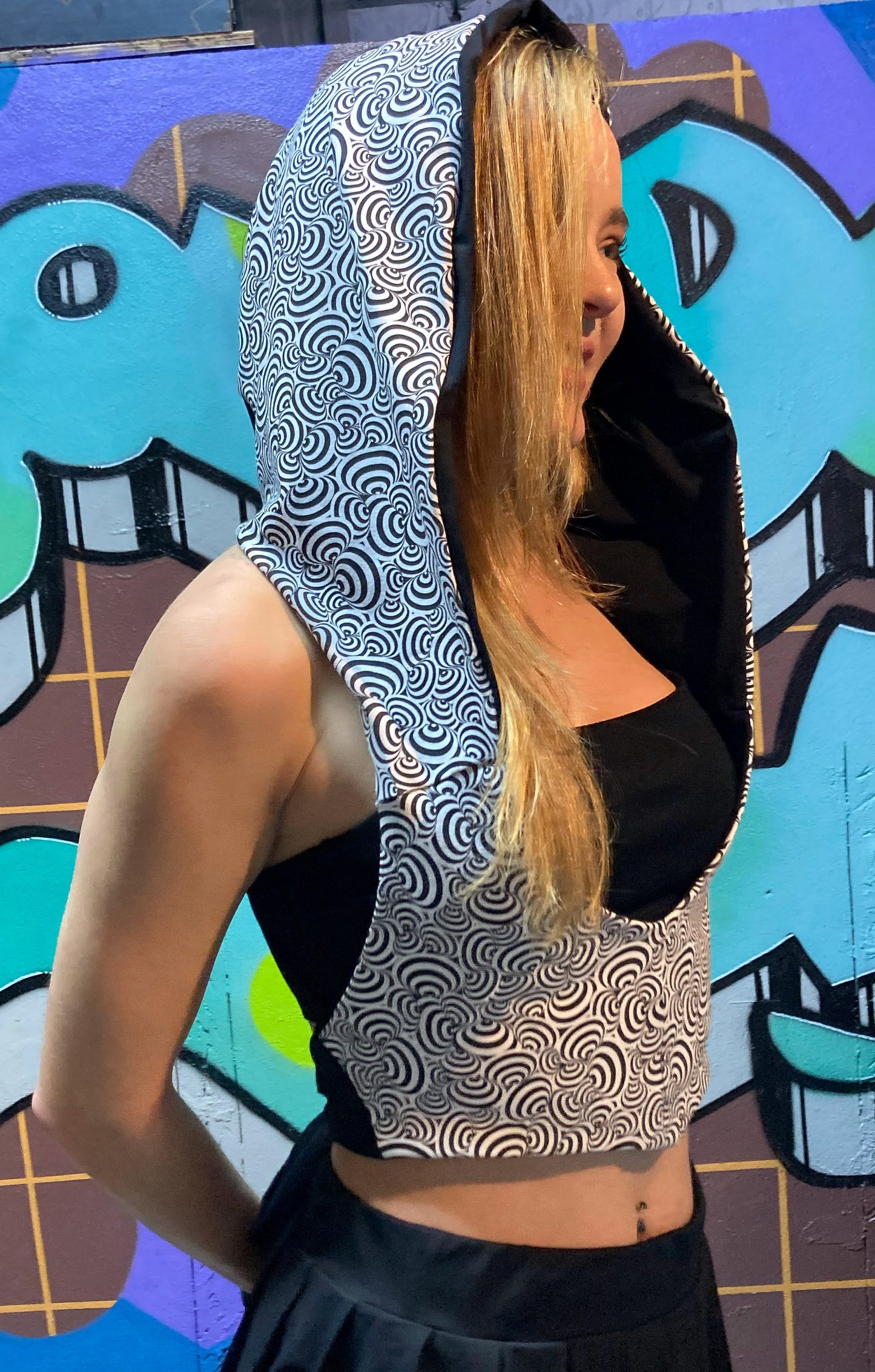 Swirl Hooded Crop – Bamboo Biocell Edition